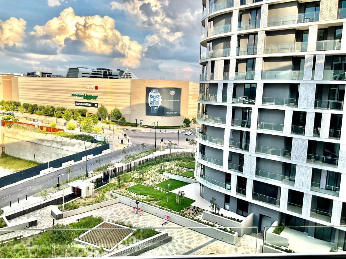 5 Star Elegant Apartments, Ellipse, Waterfall City, Midrand, Johannesburg Kültér fotó